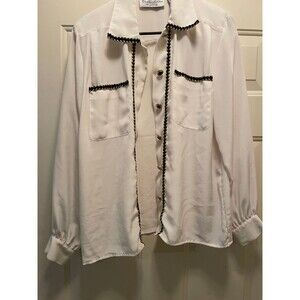 Vintage White Long-Sleeve Shirt – Collections by Josephine, Classic & Elegant.